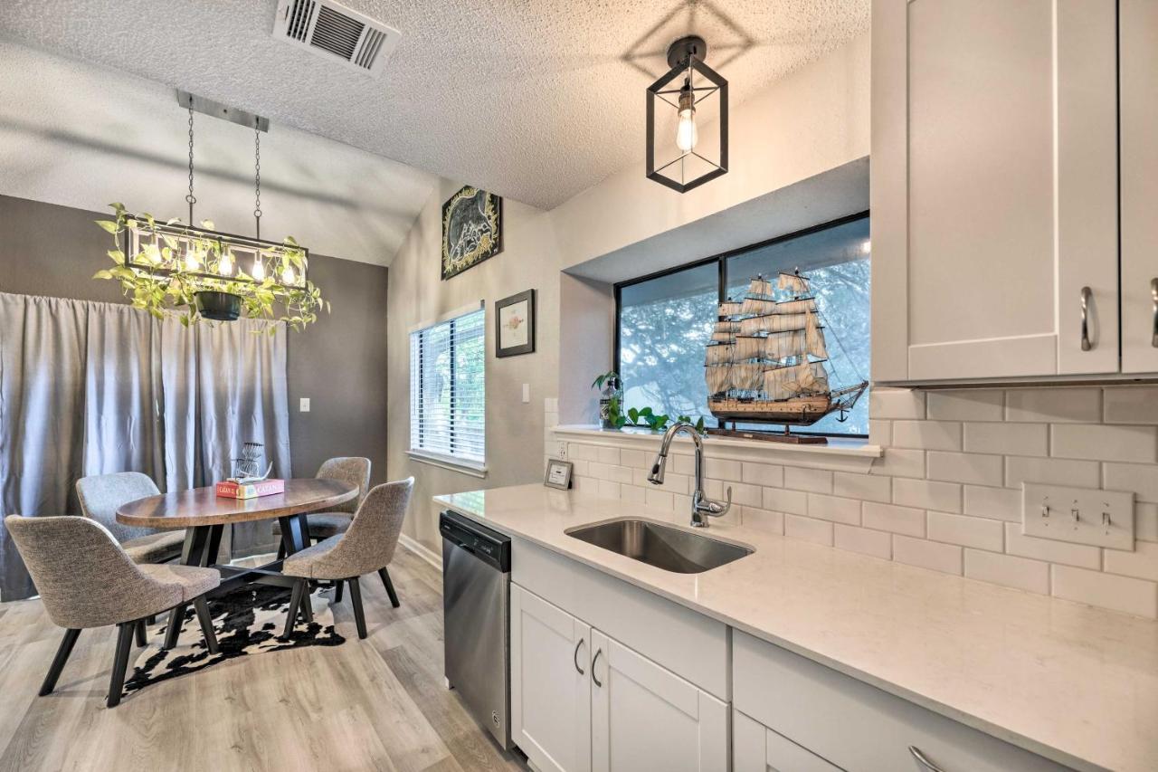 Gorgeous Austin Getaway With Fire Pit About 8 Mi To Dtwn Villa Exterior photo